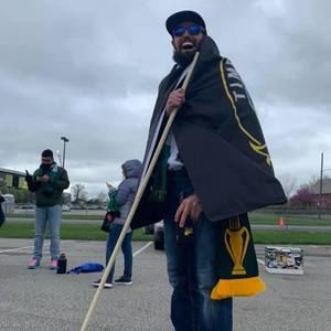 Meet your Posher, Nic